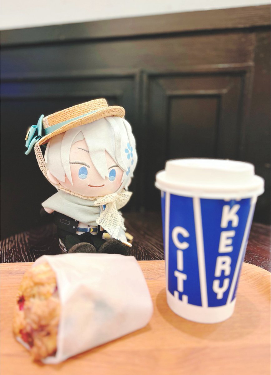 anttutaws's tweet photo. アイスコーヒーとスコーン
おいしすぎるね❣️ https://t.co/dw25kDGDhf