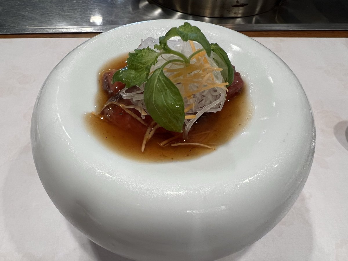 greentea_2015's tweet photo. 本日のランチ。久しぶりに肉料理堪能してきました。まだまだ脂っこいのいけるぜ！ https://t.co/Tr4c6N3ljw