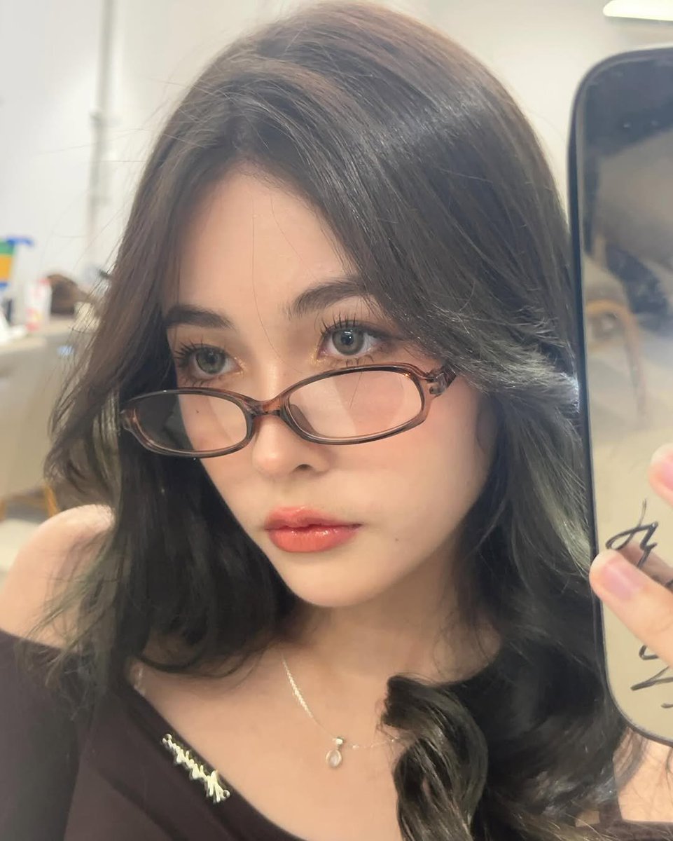 MoodForNiKY's tweet photo. 👓 ˚◞♡ ˚ 🥞
#NiKYWarinrat https://t.co/5tLed1iOT2