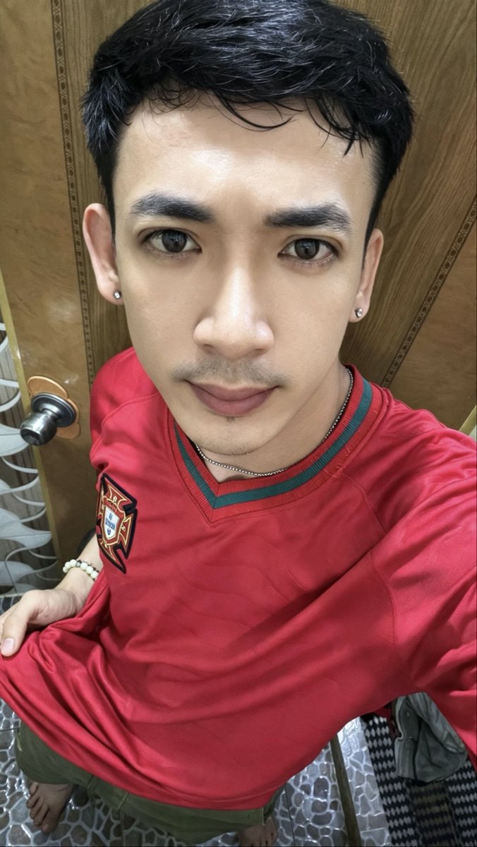 ScotTi9n's tweet photo. បាត់មួយរយះមកវិញ បាត់បេះដូងនឹងview អស់រលីង
feeling so sad #fyp #fyt https://t.co/GinN0YKjvM