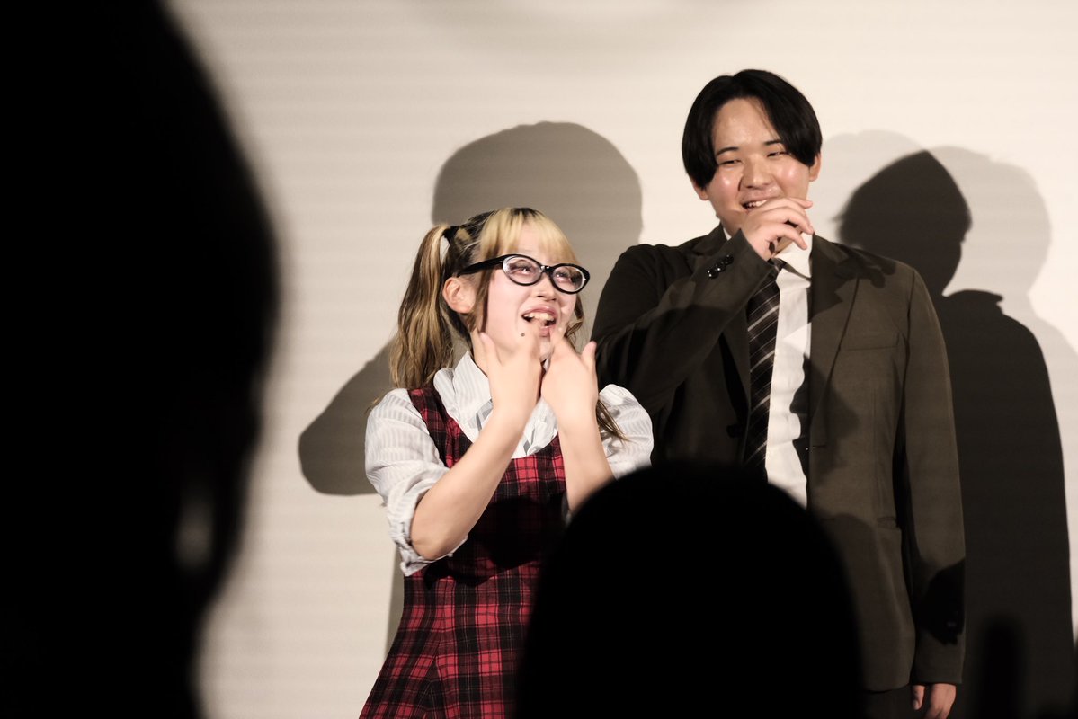 st__msc's tweet photo. ドラマ☆麺撮るの楽しい🎶いつ撮っても絶対2人とも良い表情をしている
3、4枚目はYouTuberがやるアクロバティックキスの説明中 https://t.co/mVTTTEyxu4