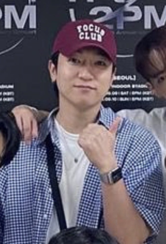 wish_mel_uck's tweet photo. 성진이 3년전에 투피엠 형님들 콘서트에서 찍은 사진 진짜 동생미 나오고 벨루가같아보였는데 오늘은 또 어떨지 궁금하네 https://t.co/jU8SJIbc5c
