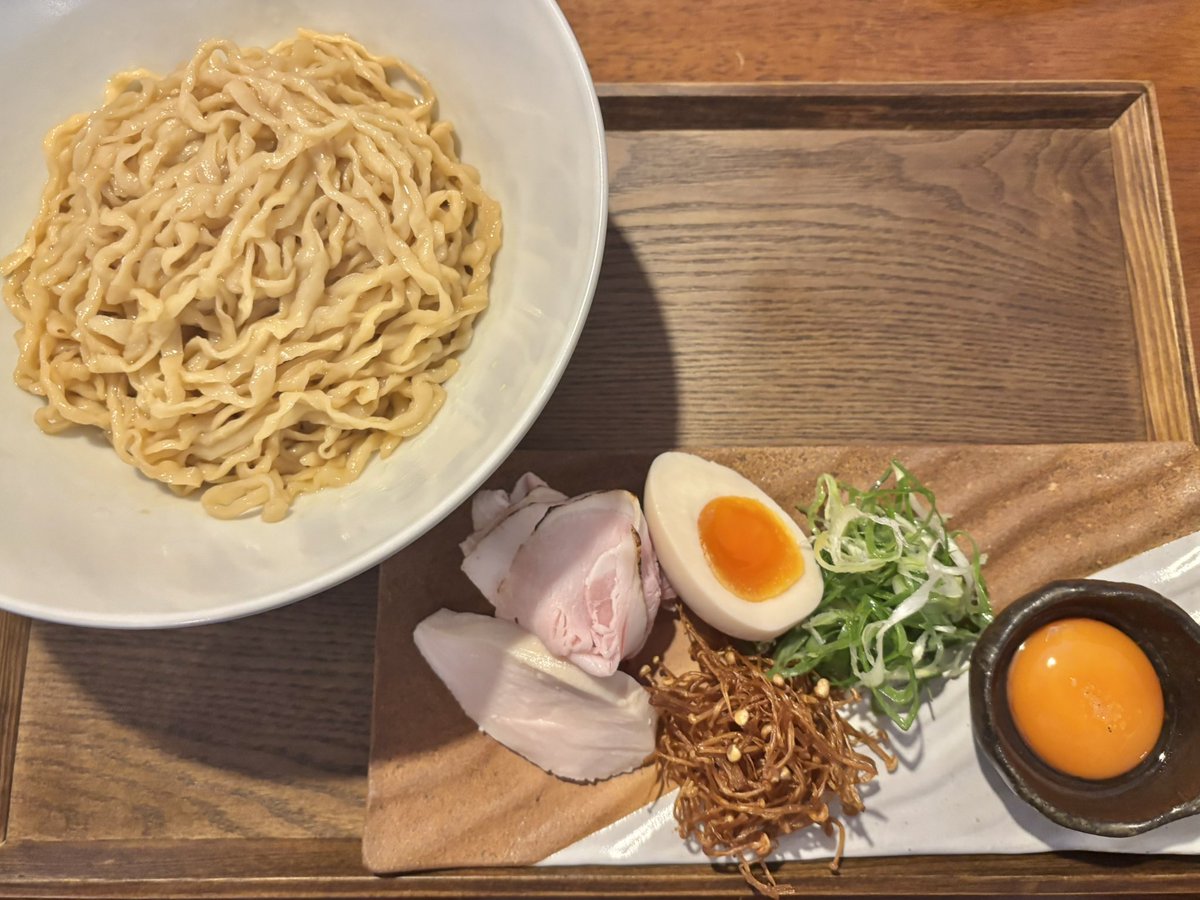 renkomai_1202's tweet photo. #中華そばいち松 🍜
#イルフィーロ弘前 🍝
#ルブジョン🍨
#マタニ🎂 https://t.co/krdAGs84NC