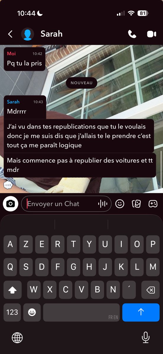 Amayyrra's tweet photo. Pq avoir un mec quand on a une copine capable https://t.co/OvvRhmkq2E