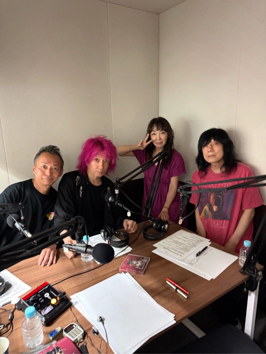 Lucy_since2004's tweet photo. 本日21時、FMCOCOLOにて放送開始！ https://t.co/RFgvf5JgOu