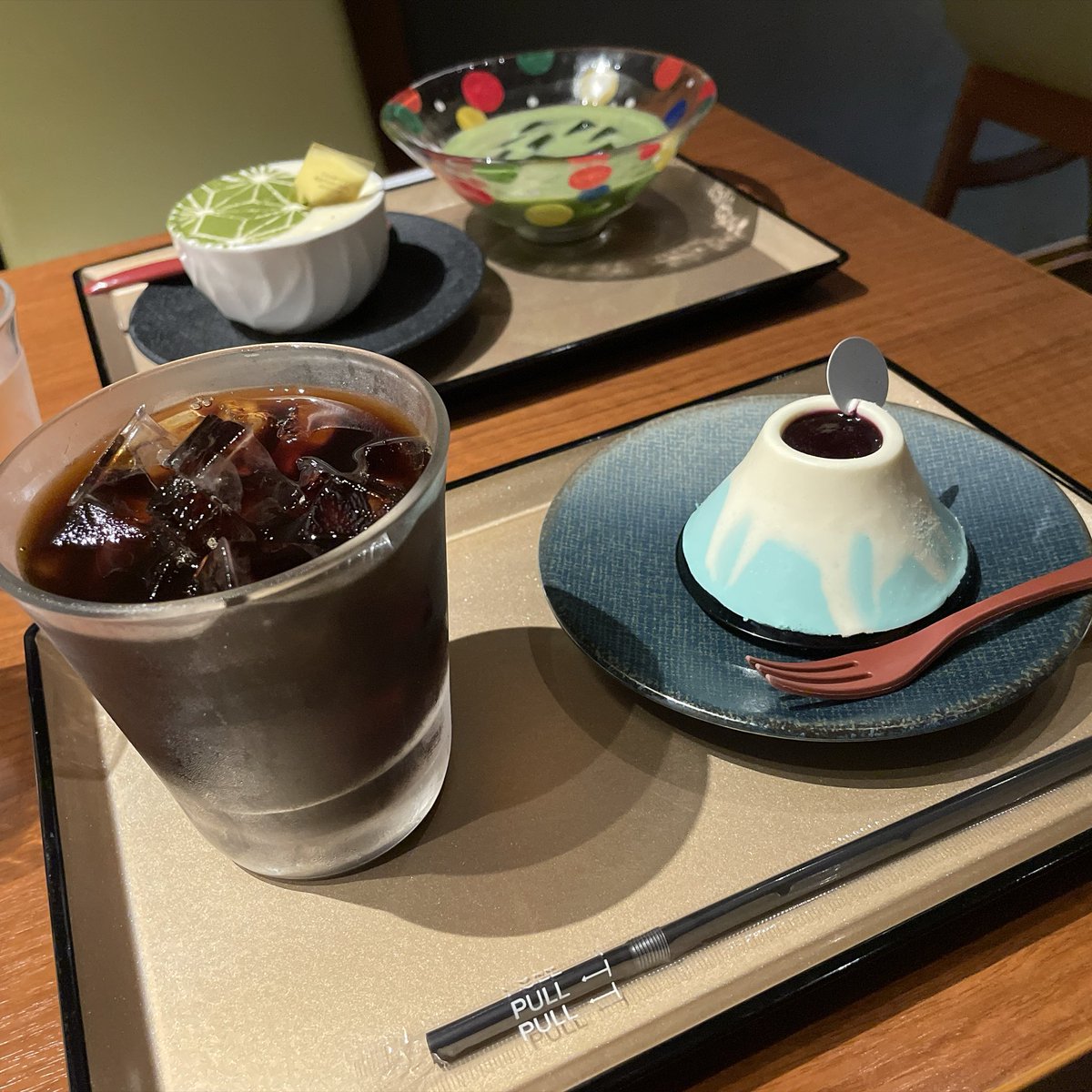 Ta_Mu_Ra_575's tweet photo. 初めてカフェにいってみました https://t.co/5AZqXTNb6G