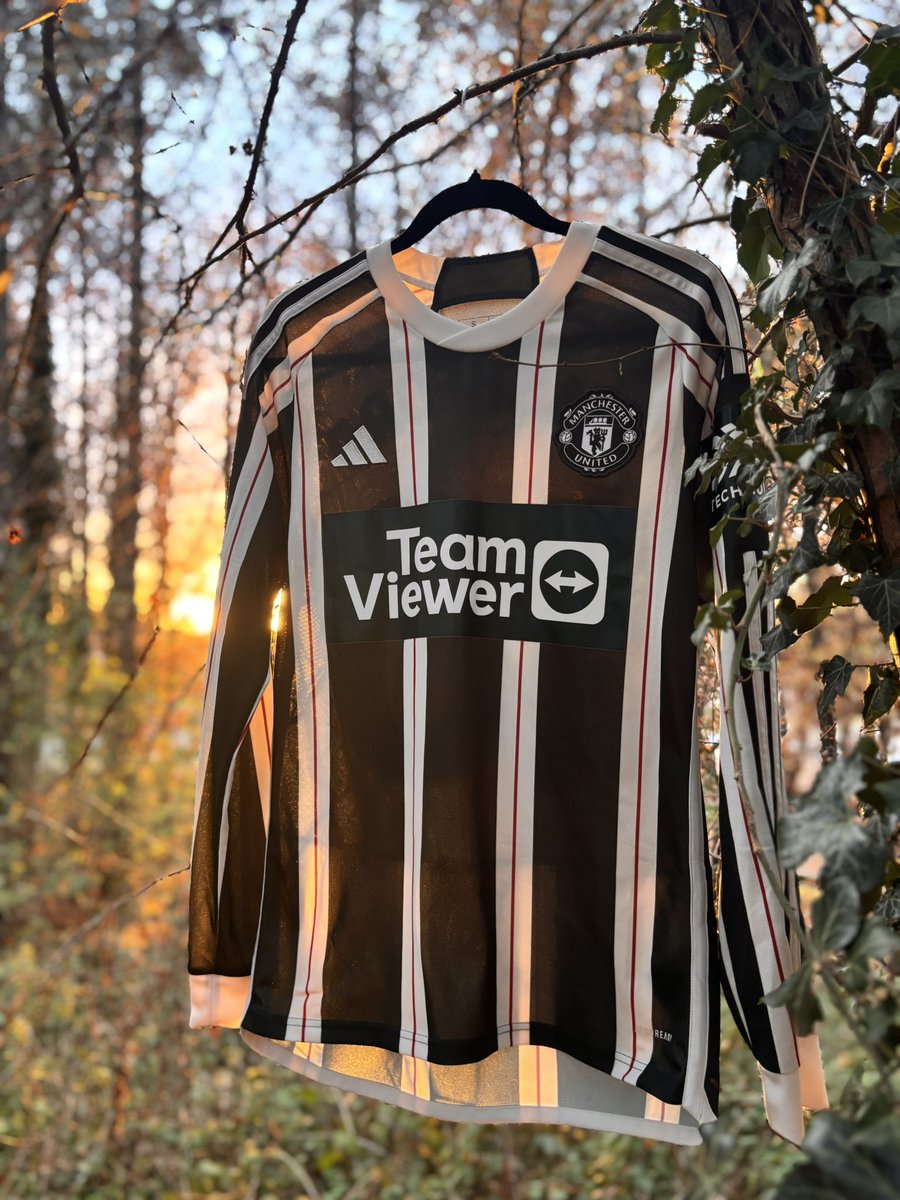 FilthyTops's tweet photo. 🔔 20% off ALL items is now live! 🚨 

Use code: FILTHY20 at checkout! 

Plus free postage on all UK orders! 

Link in bio 🫡 https://t.co/n9gRCF3lfr