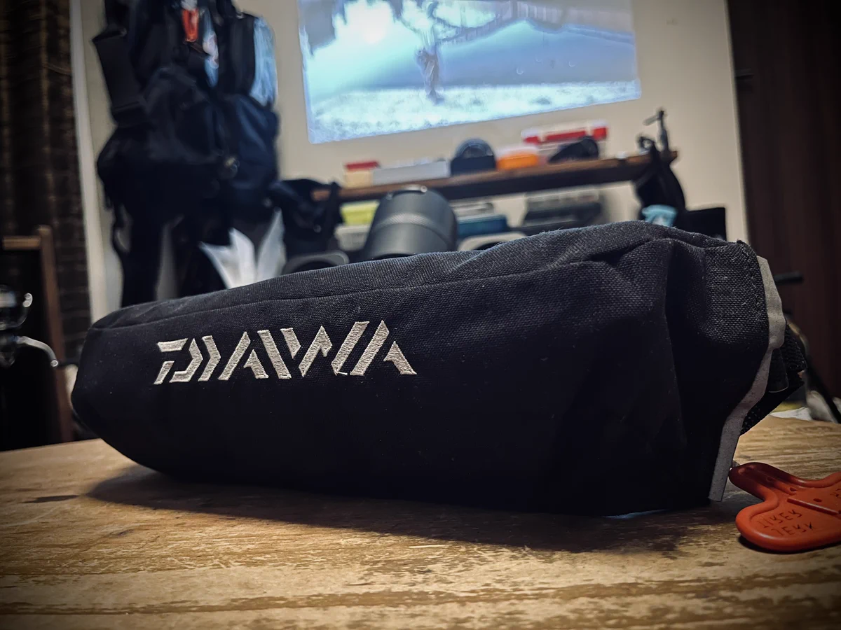 DAIWA ライフジャケット(未使用、ボンベ交換済) まこきち on X: 