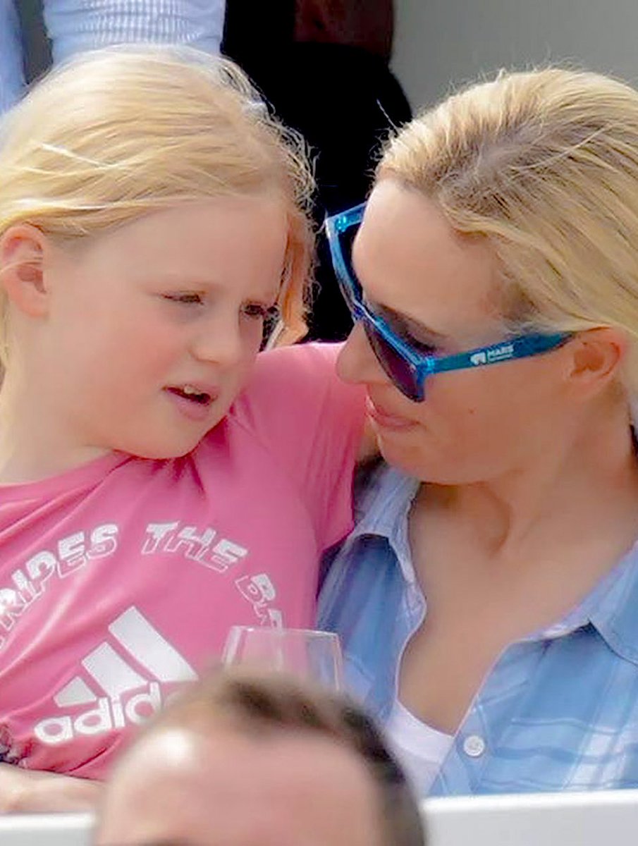 royalchildren_'s tweet photo. Zara Tindall, Mike Tindall, Mia Tindall and Lena Tindall attend the Badminton Horse Trials in Gloucestershire, England 🏇 -May 9th 2026.
.
📷 : Kelvin Bruce/James Whatling/@hellomag
.
#ZaraTindall #MikeTindall #MiaTindall #LenaTindall #England https://t.co/fiZBTrTXUt