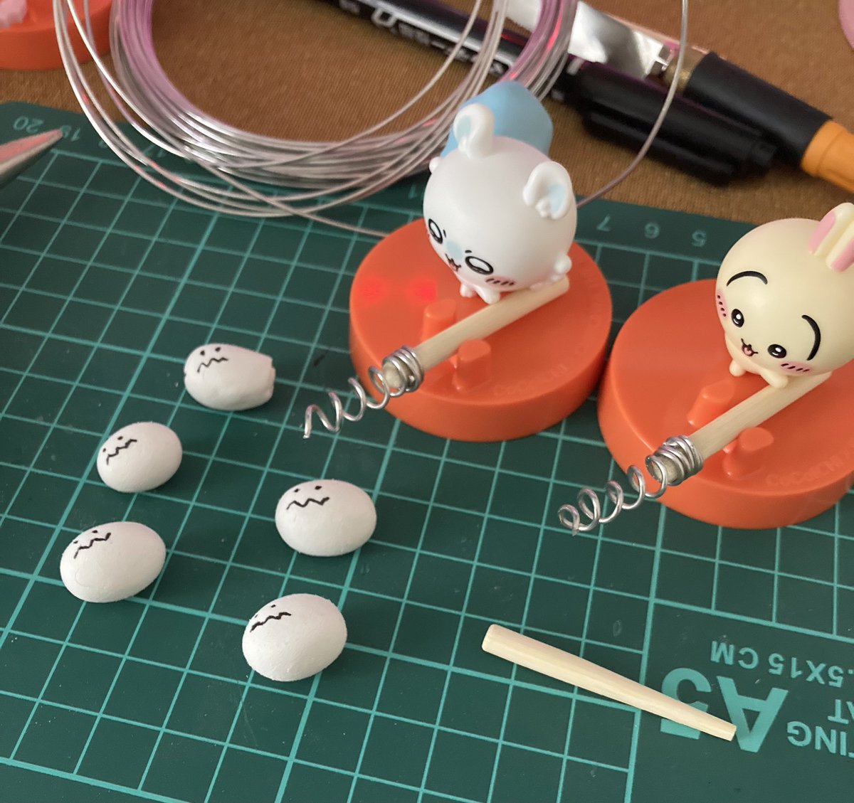 ki_wi_9's tweet photo. びんよよ持たせたくて作りました🌸 https://t.co/U0ShrYlqAq