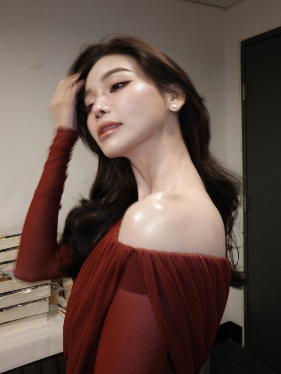 engfadom's tweet photo. ลุคนี้สวยสุดๆ ❤️

©️ ig : gusmakeup_official

#1stFanmeetENGLOTinMacau 
#อิงฟ้ามหาชน #EngfaWaraha @EWaraha https://t.co/xAMB3sk6hc
