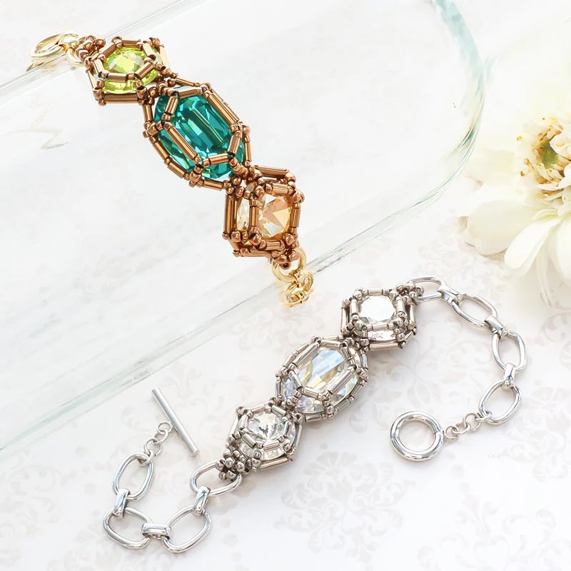 kiwa_asaku3basi's tweet photo. 【本店3階】
キラキラを皆様にお届け🪄✨✨✨

大好評宝石編みのブレスレット💎✨

作ってみたいけどちょっと難しそう…
そんな方には3連タイプがおすすめ☝️
パールverとチェーンveryがあるのでお好みで選べます！

夏休み、お盆休みに是非！

無料レシピ公開中💁‍♀️
https://t.co/CjvDpAUwvH https://t.co/qzMsEeXlTD