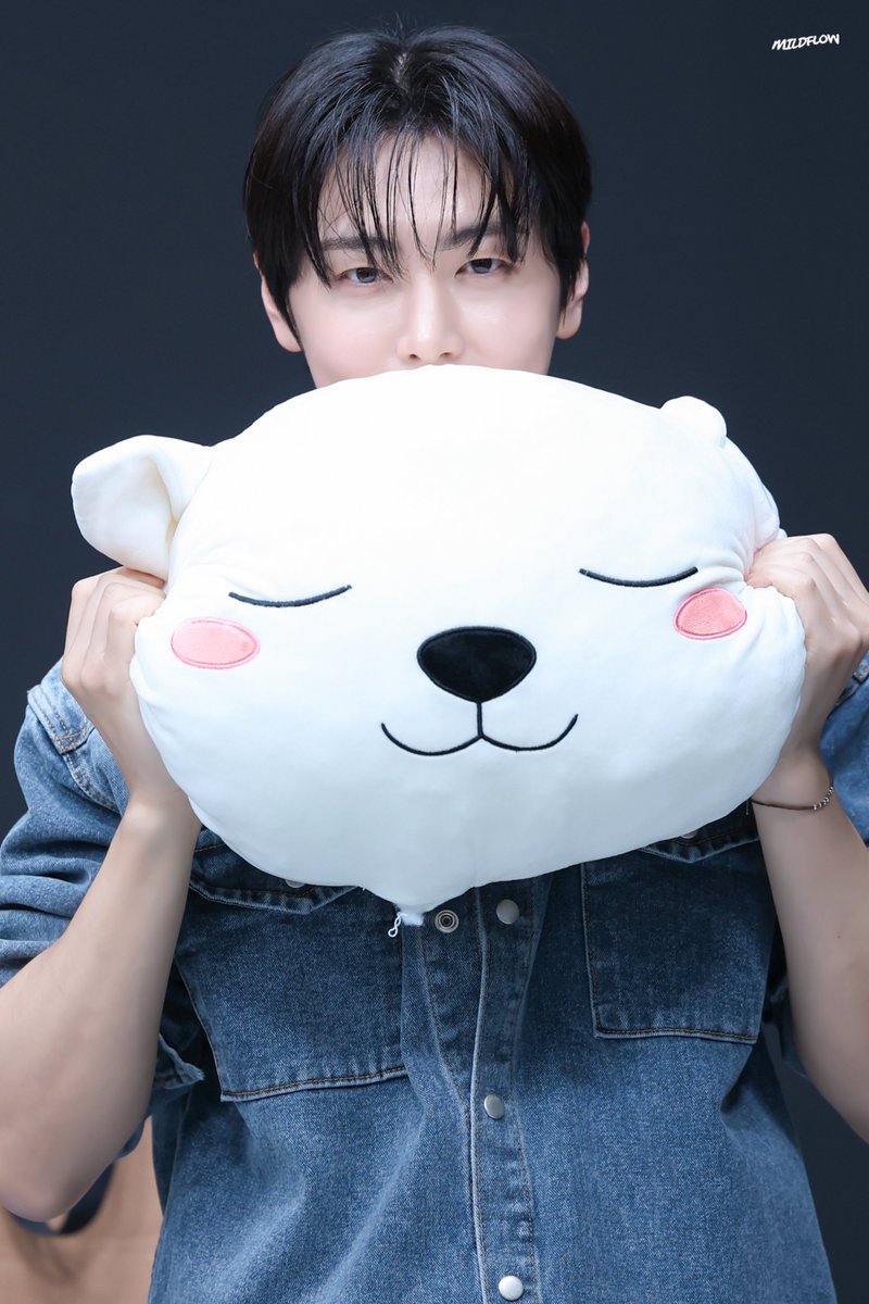 mildflow_89's tweet photo. 260412

><ᰔᩚ

#SF9 #JAEYOON #에스에프나인 #재윤 #이재윤
#판타지로_가득찬_재윤의_여름
#JAEYOON_DAY https://t.co/lC9DnAQck3