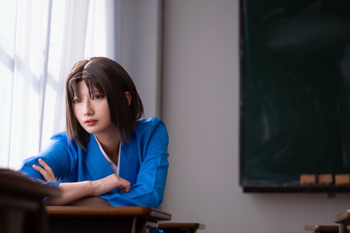 pengin_big's tweet photo. 【コスネーム】  
鋭蘭（エイラン）

【作品名】 
空の境界

【キャラ名】  
両儀　式

【一言】ウィッグ特に前髪はこだわり作ってみてます。化粧気のないキャラなの���、メイクを最小限にする様に気をつけました。
Photo:ずべまりさん@zvemari 

#コスモスナップ10
 #COSPLAYMODE https://t.co/BHlgt261rp