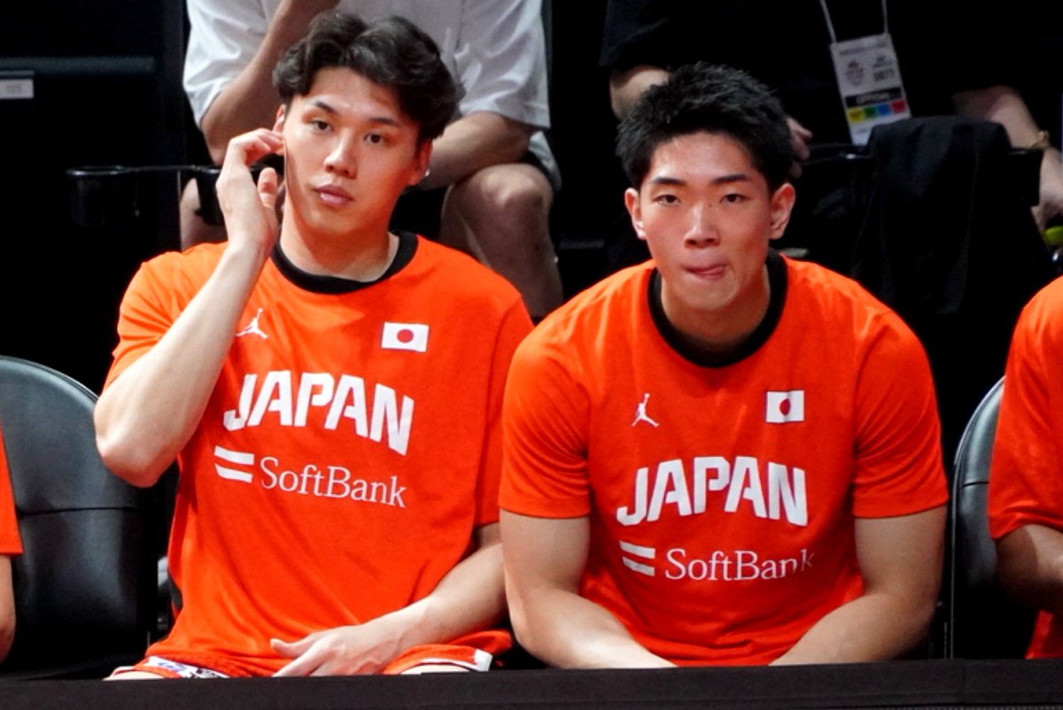 ssmukna's tweet photo. 明日はプレイタイムもらえるのかな…
もらえるのならチャンスは掴んでほしい！

#AkatsukiJapan
#三谷桂司朗 選手
#武藤俊太朗 選手 https://t.co/9weHEZ0KlI