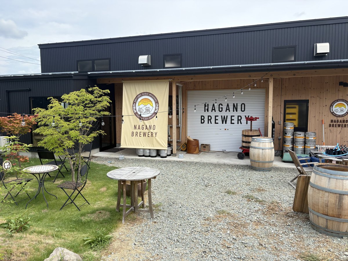erihei01's tweet photo. NAGANO BREWERY 
飲み比べ2000円で破格だったのと、ビール全部美味しかった。
（各ビール180mlで量もがっつり） https://t.co/OsWl8eTfVo