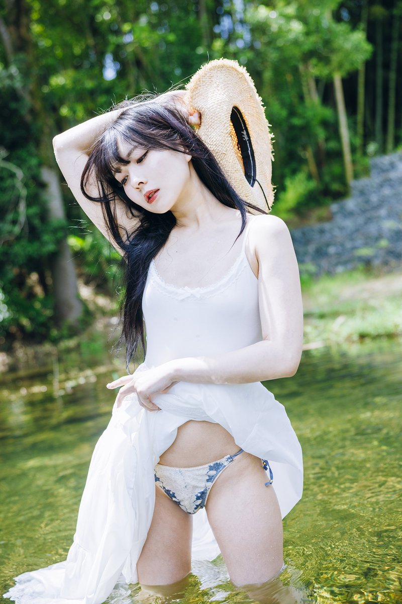 鳴上なごね💚さんのエロ画像、2026年08月10日07時11分00秒に投稿