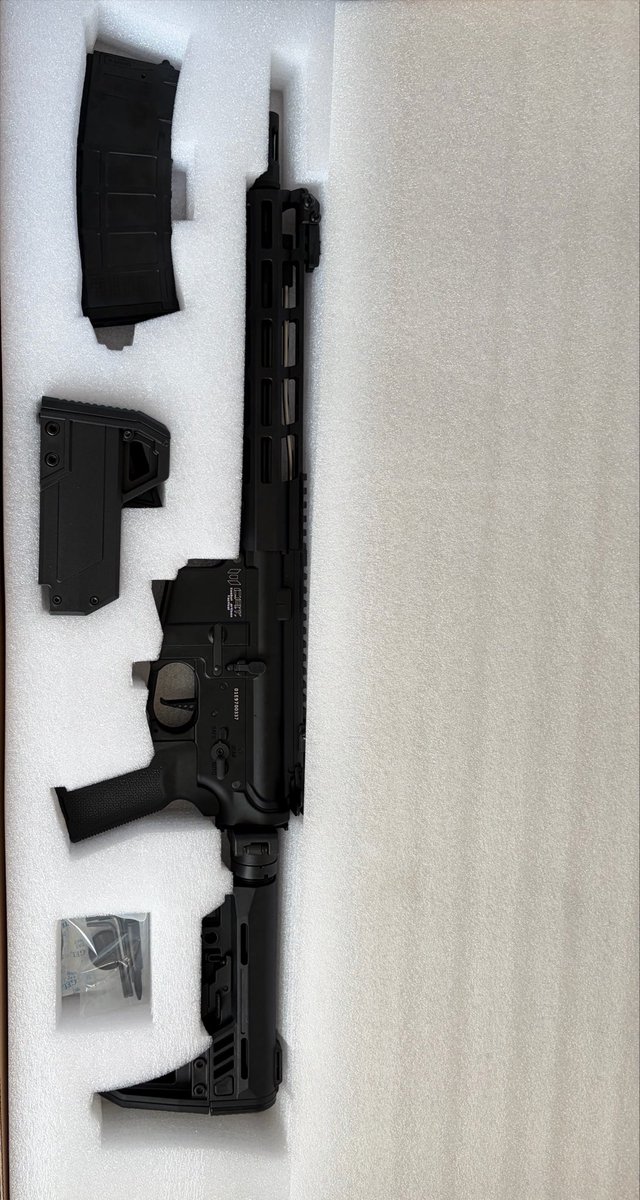 Ri6628's tweet photo. #軍拡報告 
C.A.T AR-15 explorer 10 購入しました
サイトやライトなどは後ほど買いに行きます https://t.co/xm91Z2UP3U