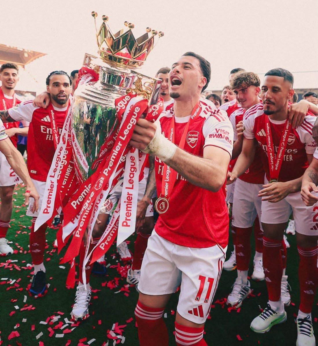 EduardoHagn's tweet photo. 🚨 @Haluk_Yurekli:

Galatasaray has submitted an official bid worth €40m to Arsenal to sign Gabriel Martinelli. 🇧🇷 

🤝 @karthikadhaigal https://t.co/jlR7Wx8yqw
