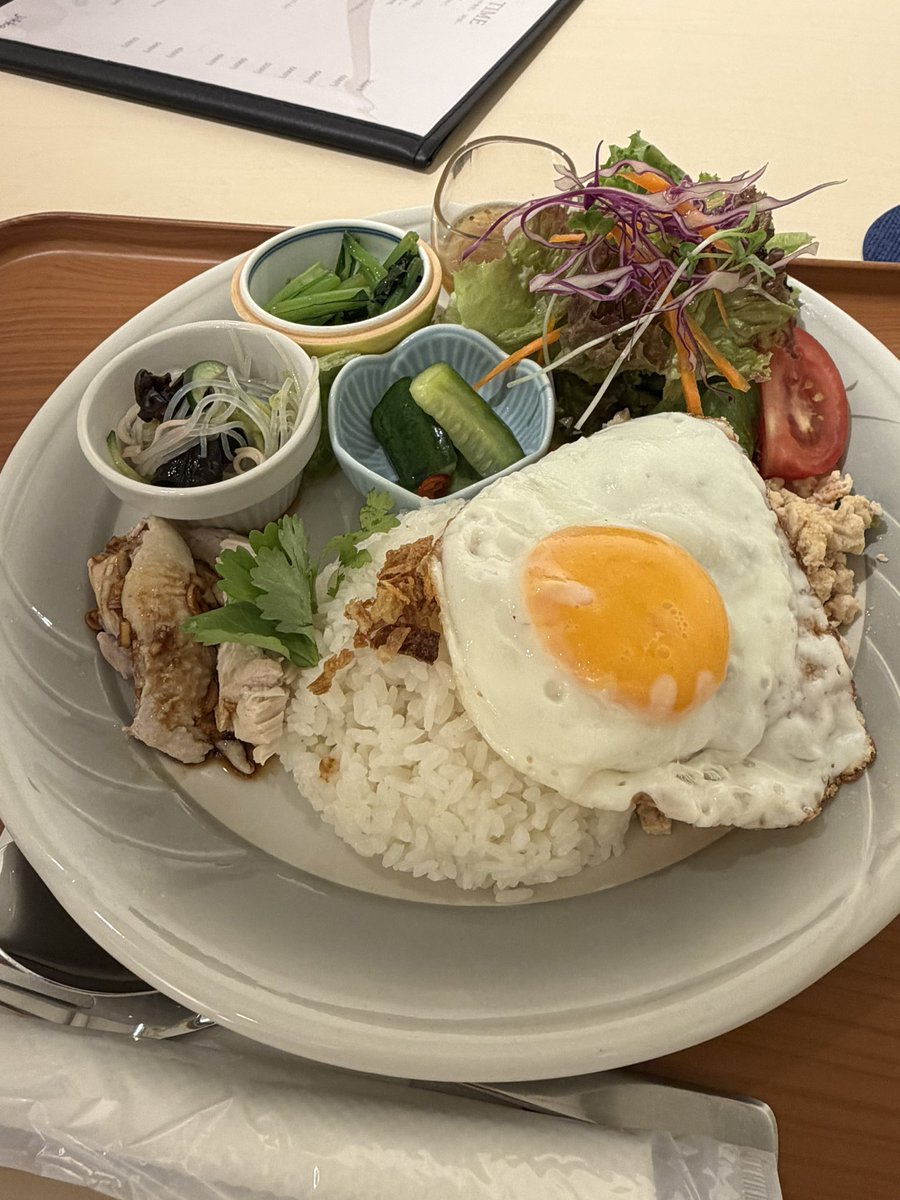 gyumui10sane's tweet photo. 【宣伝】突然取引垢ですみません。身内がカフェをオープンしまして。。もしお近くの方がいらっしゃいましたらぜひ…！(東京の練馬駅です)
ランチは日替わりで色々やっていて、アジアンランチ以外にも和定食もあります🍴✨小鉢はおかわりもできます😋

https://t.co/WlgbTg1X1H https://t.co/JZnkq7Kfr8