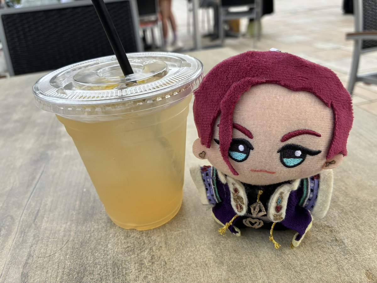 delivery_tenama's tweet photo. レモネードをがぶ飲み！！(本日2回目) https://t.co/fZP0loQ8z7