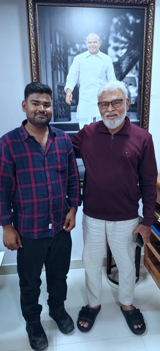 ThePVROfficial's tweet photo. ఈ రోజు మాజీ మంత్రి కాపు టైగర్ అంబటి రా��బాబు గారిని కలవడం జరిగింది. https://t.co/5hPqNYgyXP