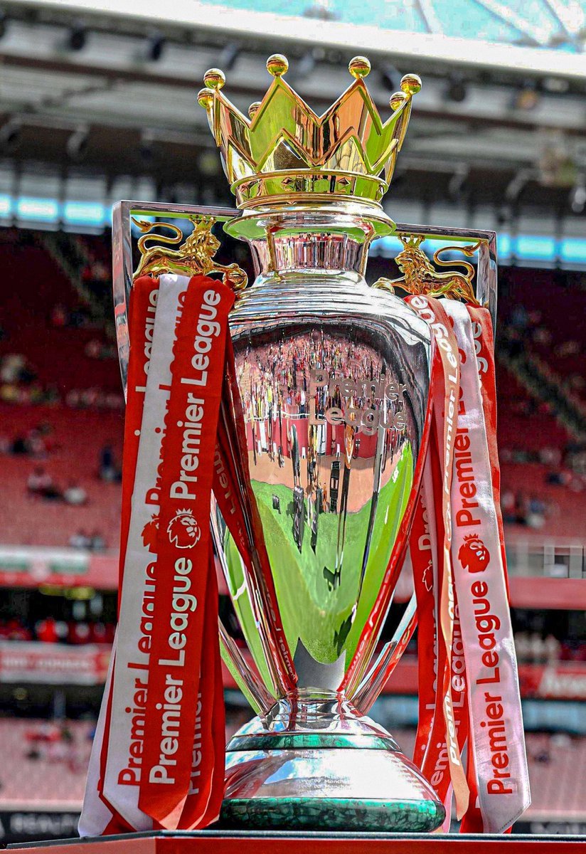 AFC_lexville's tweet photo. The premier league trophy is at the Emirates https://t.co/v6tAVoeStL