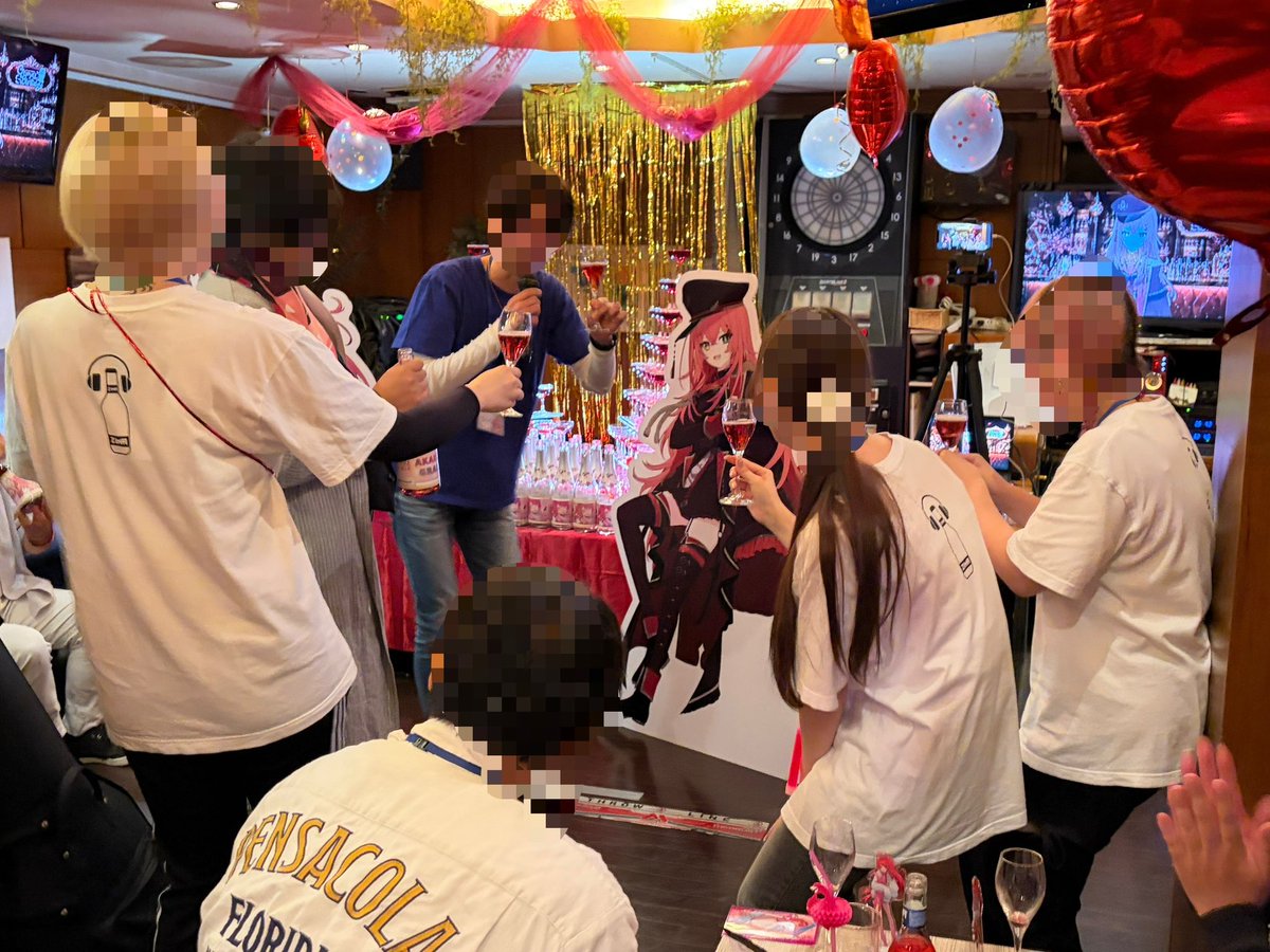 tocccami's tweet photo. #ガーネットの煌めき 本当に素晴らしいイベントでした！開始から終了まで時間を忘れて楽しめました。赤石グラナの等身大パネルに煌めくシャンパンタワーは圧巻でした！
ぐらたんとイベントの運営様ありがとうございました。
改めてグラちゃん誕生日おめでとうございます！ https://t.co/6MsFkfE9Sn