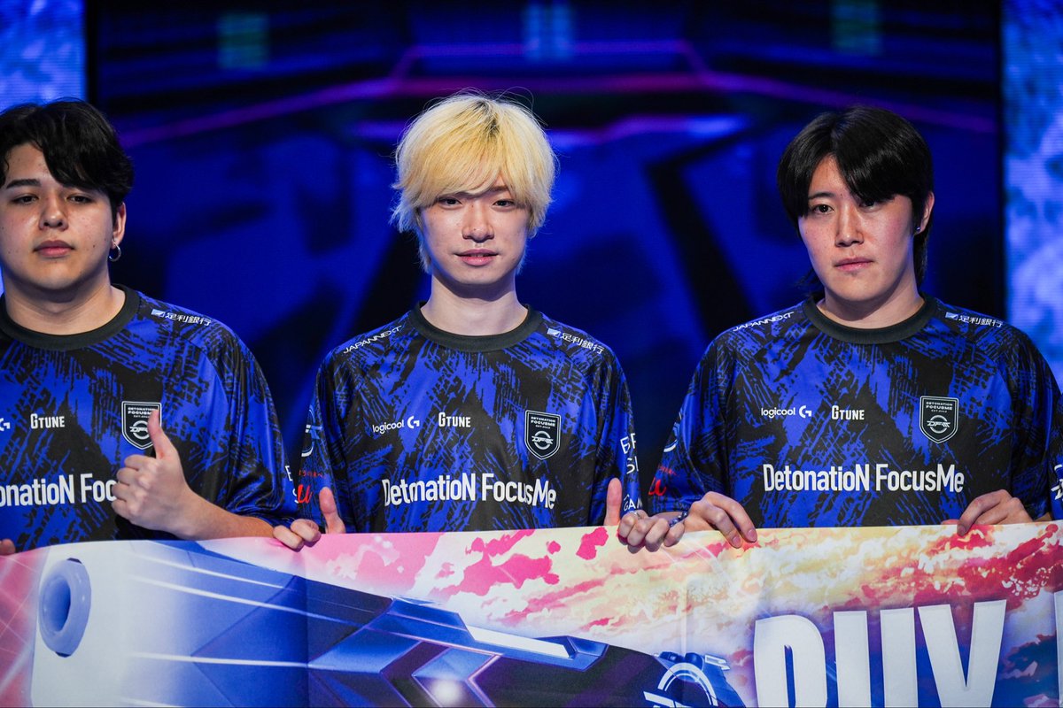 RocketBullets's tweet photo. DetonatioN FocusMe 🇯🇵 can no longer qualify for Playoffs through Groups

In order to make Champions, they must make Playoffs through Play-Ins

Their next opponent is the winner of FULL SENSE 🇹🇭 vs QT Dig ∞ 🇯🇵 https://t.co/wToAX6OTWU