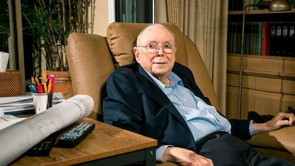 QCompounding's tweet photo. "We have a passion for keeping things simple."

- Charlie Munger https://t.co/J6gB7GTU10