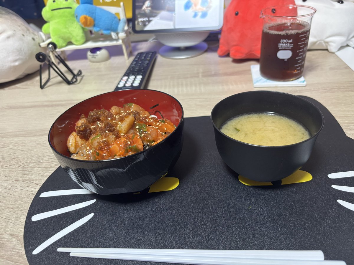 99Restaurant99's tweet photo. 本日の九十九食堂は、
海鮮キムチ丼(˘ω˘)

#おうちごはん
#九十九食堂
#晩御飯 https://t.co/PlEPJftwJ4