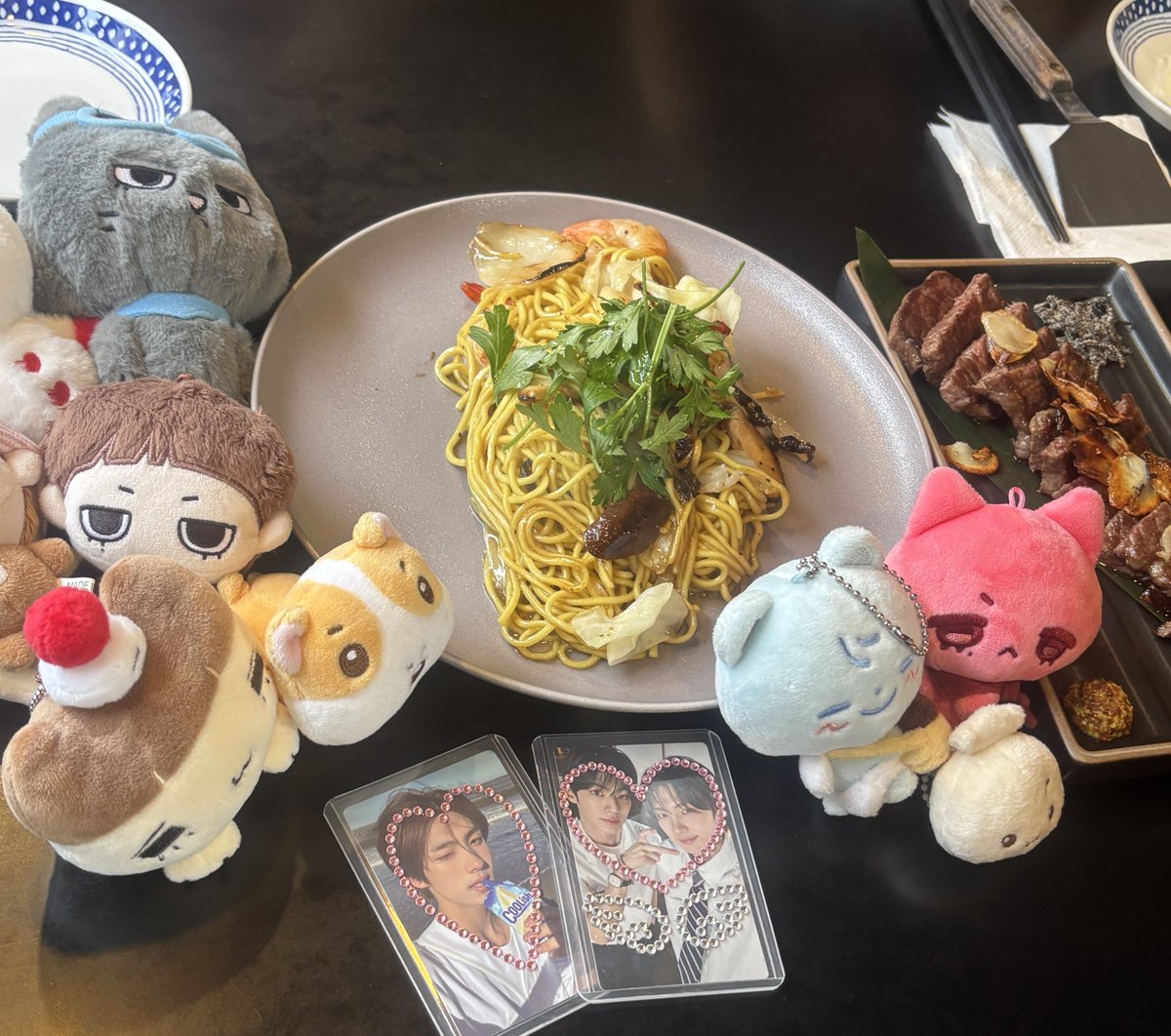 jatue_'s tweet photo. 태산씨 미리 생일 축하드려요…. https://t.co/zqkgOIAD56