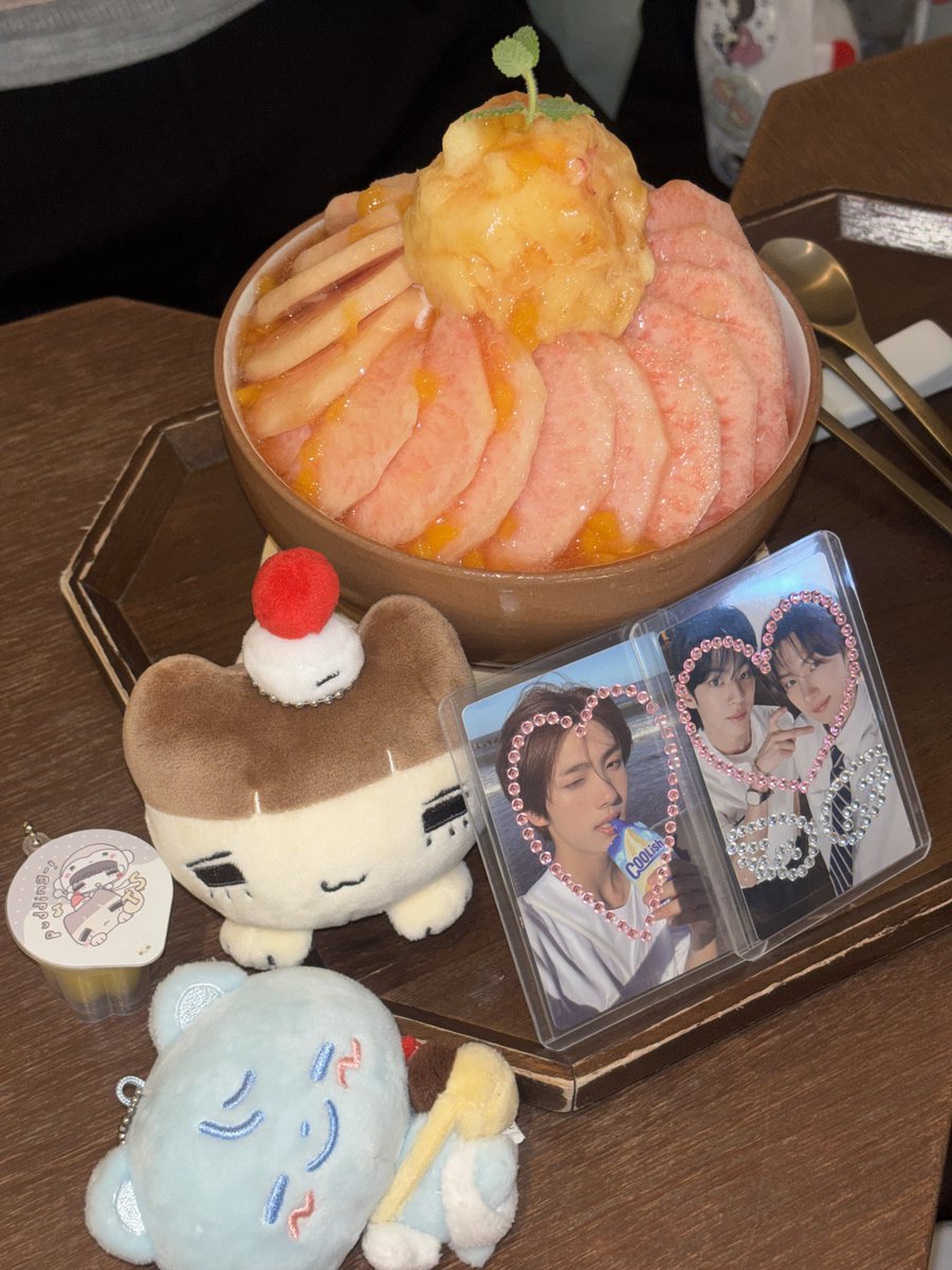 jatue_'s tweet photo. 태산씨 미리 생일 축하드려요…. https://t.co/zqkgOIAD56