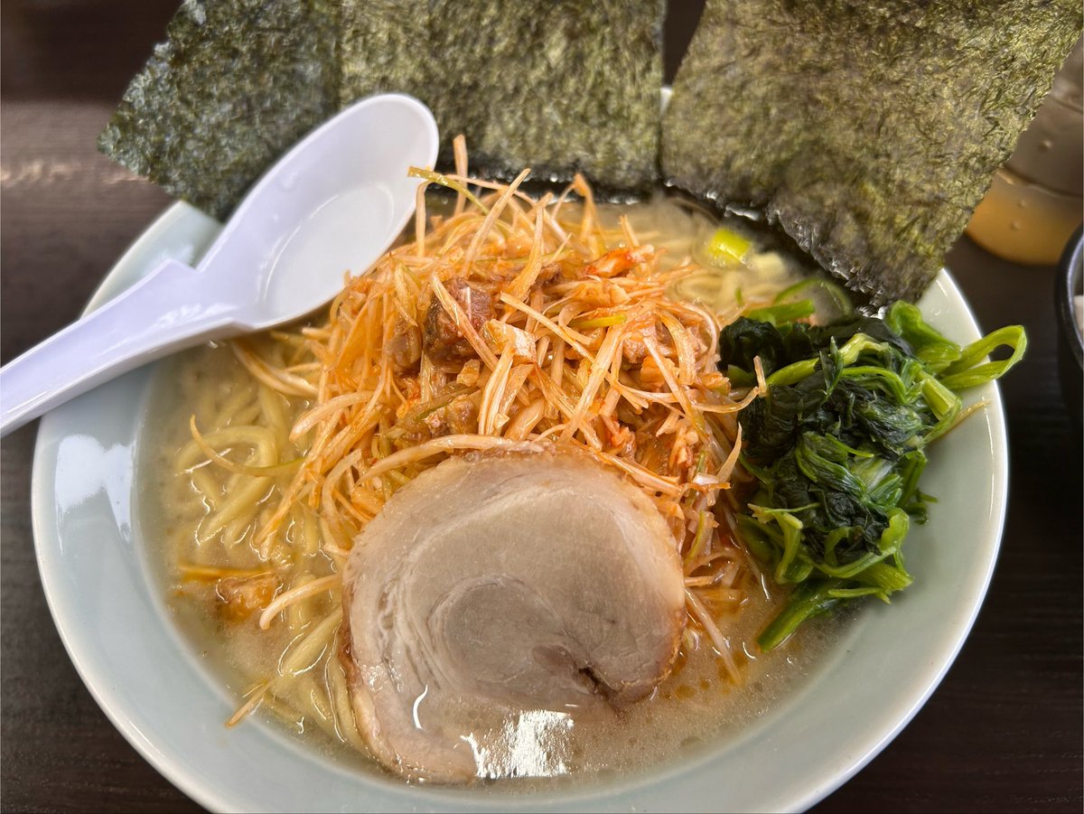 magic_evitconan's tweet photo. #半年ラーメンチャレンジ 
85〜88杯目
(南條SA/魂心家/一喜Z/神やぐら)
神やぐら、久々に食べたけどやっぱここは油そばが一番美味しい。一喜Zの塩はインフルエンザのときの薬みたいな味。 https://t.co/CgH5sxPIuT