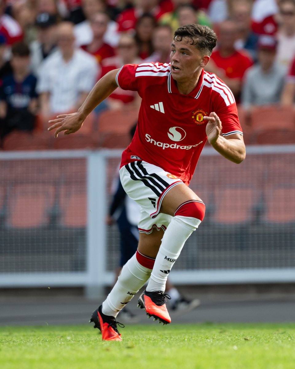 UnitedStandMUFC's tweet photo. Do you think Shea Lacey should start the opening game of the season? 👇 https://t.co/PZRQ95CCW4