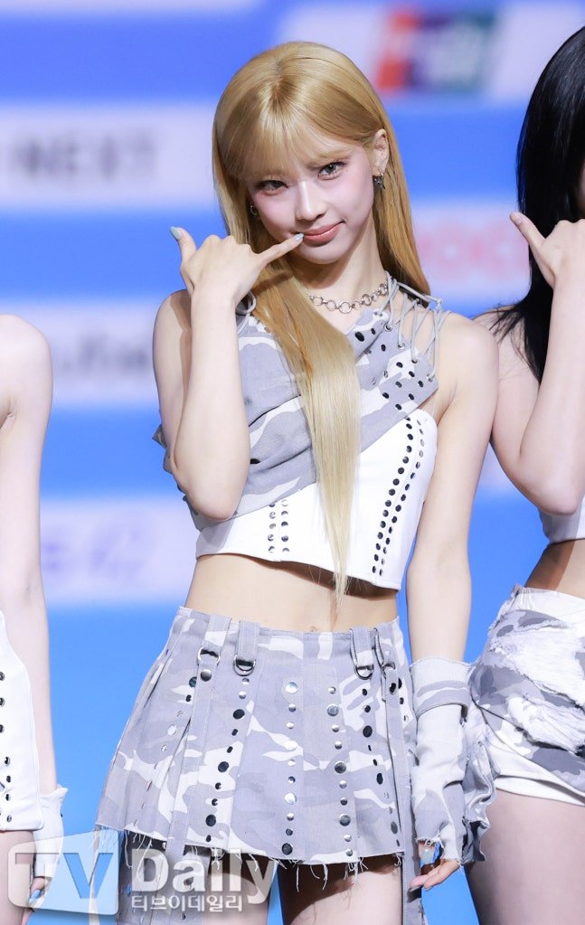 ruruzteam's tweet photo. [📰] 260809 - NEW NAVER ARTICLES ABOUT RUKA

Please react, recommend &amp; share!

🎯: 30 REACTIONS

🔗 https://t.co/BIYl7HrNGi
🔗 https://t.co/nJG5IztLam
🔗 https://t.co/krsxZSvXMS
🔗 https://t.co/yqojB7y7n1

베이비몬스터 루카 #RUKA #루카 #KAWAIRUKA
#베이비몬스터루카 #BABYMONSTER https://t.co/NvkVUeTvfO
