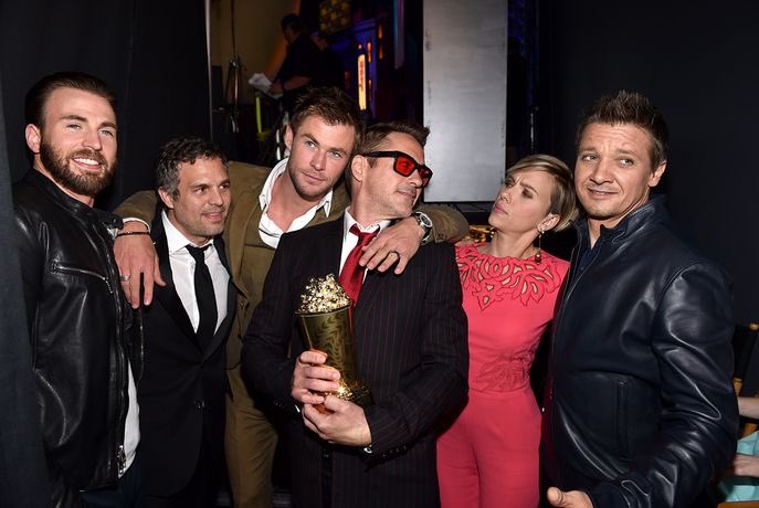 starkslovechild's tweet photo. #MY shit team that has saved the world countless times https://t.co/N65hDjFiPo