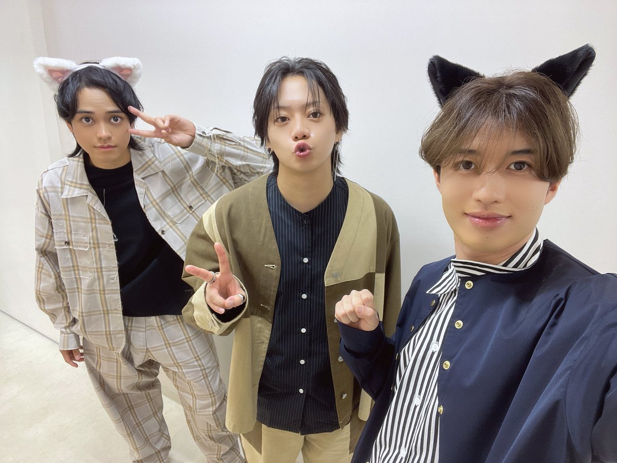 ibuki_furuta's tweet photo. 『佐藤流司の考える会。』「猫」を考える

ご来場、ご視聴ありがとうございました🐈

流司くんのイベントに隆ちゃんと出演できて、更には歌う機会もいただけて本当に嬉しかったです。

むっちゃ緊張しましたが、いつもみたいに沢山笑いました‼︎
これからも格好良い背中を追って頑張ります🔥 https://t.co/dZ7qXj43ei