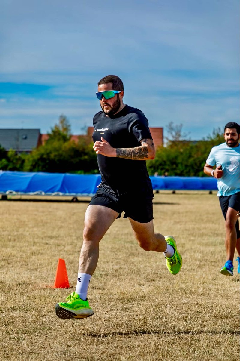 jamesboswe79390's tweet photo. Taken yesterday at park run #runner #tattooedrunner https://t.co/VBq0WAxMcI