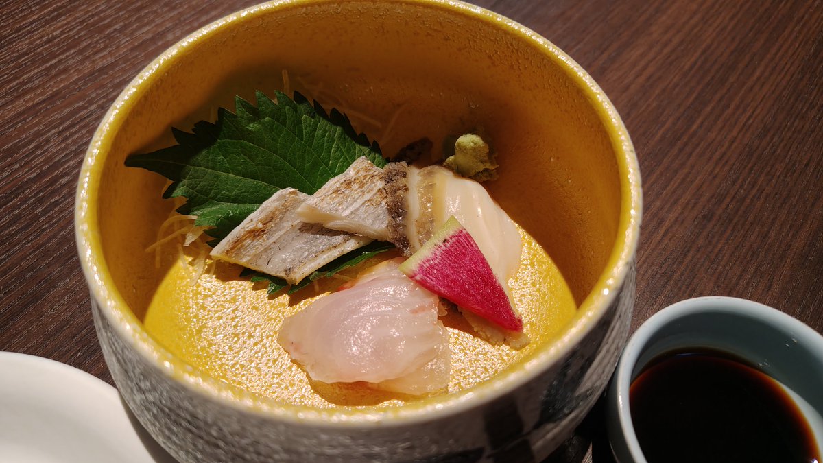 nafujii's tweet photo. 晩飯だっ！
今日はニクがあるぞ。
やっぱりニクの日はサイコーだなっ！ https://t.co/faHlIVWcqD