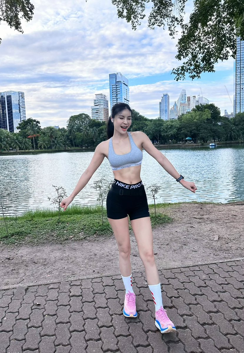 Fo754ev4e's tweet photo. Runclub นัดยิ้ม #มีจริงมั่ย🧐😆
#วันอาทิตย์ https://t.co/kZwuPvj8eb