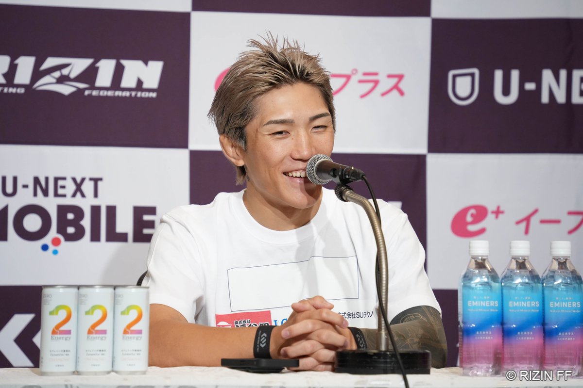 rizin_PR's tweet photo. 🔥🔥#RIZIN54 開催まであと2️⃣日🔥🔥

🎙試合前インタビュー まとめPart3公開💬
🔗https://t.co/fJl0Hq1bkj

☑️伊藤「夏の減量は苦しいので、犬に噛まれないかなと（笑）」
☑️摩嶋「5、6月は仕事の忙しさが超RIZINだった（笑）」
☑️平本丈「愛の力はむちゃくちゃ大きいです（笑）」
☑️酒井「かつてスパーをした時に、（スダリオは）絶対強くなるなと思った」
☑️エドポロ「（相手の印象は）押忍て感じっす（笑）」
☑️水野「自分が格闘技の未来であることを証明したい。そのためにもKO」

🥊収録ファイター
#伊藤裕樹 / @yuki_mma
#摩嶋一整 / @mouridojo
#平本丈 / @JOE_MMA03
#酒井リョウ / @RsclRyo19870324
#エドポロキング / @kingedokpolo
#水野新太 / @aratajo_jomma

⚡️会場チケットは完売!!PPV絶賛発売中⚡️
📅8/11(火・祝)12:30開場/14:00開始
🏟️TOYOTA ARENA TOKYO
🔗https://t.co/M3Y7pXsMh9