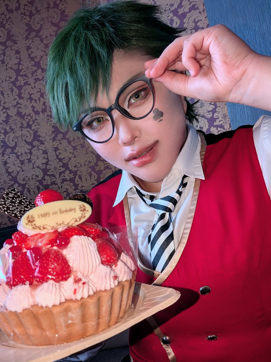 55832_RTA's tweet photo. cos/twst♣
.
〜a very merry unbirthday to you！〜 https://t.co/7plJneOeXP