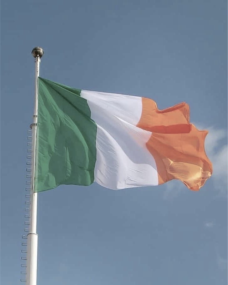questiona_te's tweet photo. 🇮🇪 | IRA acaba de informar às autoridades que iniciará uma guerra civil na Irlanda se todos os imigrantes não forem expulsos. https://t.co/29SaLFWv8N