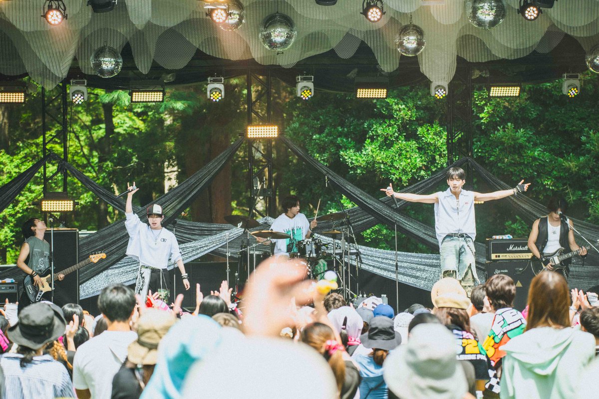 luckyfm_fes's tweet photo. 【SetList + Live Photos】Hi-Fi Un!corn
LuckyFes'26
HILLS STAGE 8/9(日)  10:50〜
▶︎https://t.co/aTtQzgkwRf

【SetList】
1. Beat it Beat it
2. SUPER DUPER
3. HUNGRY HEART
4. COMPASS
5. Left or Right
6. Cotton Candy

@HFU_official
#HiFiUnicorn #ハイファイユニコーン #하이파이유니콘 #HFU