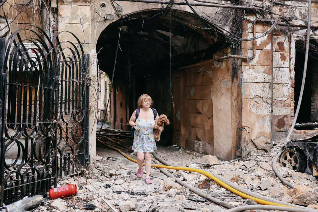 ospreyinsight's tweet photo. More photos of Odessa's historic center following a large-scale rocket and drone attack. https://t.co/NlHvOMGMt6