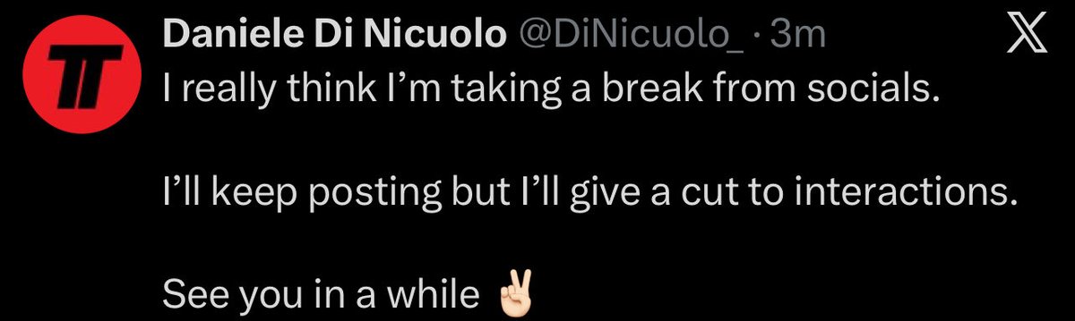 istandwithluka's tweet photo. does #that side of his fanbase do anything useful all they do is ship him with his family and ruin everything else https://t.co/G0ZciAdfYh