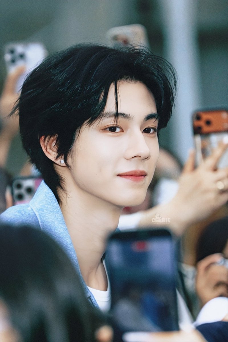 diary_yixiao's tweet photo. วันนี้สุดหล่อของมี๊สดใสจังเลย 😘🤏🫳🏻

       ‧₊˚🖇️ #OLLIE #刘天跃 #奥利  ⊹♡ https://t.co/ocNCqfJ6Cq