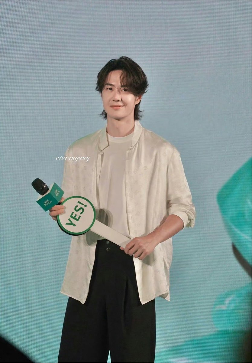 crazyprettyboys's tweet photo. มุป๋อยิ้มแบบนี้ดูหล่อรว้ายเท่ดีชะมัด แฟนหนุ่มมากกก https://t.co/ceJidSugZq