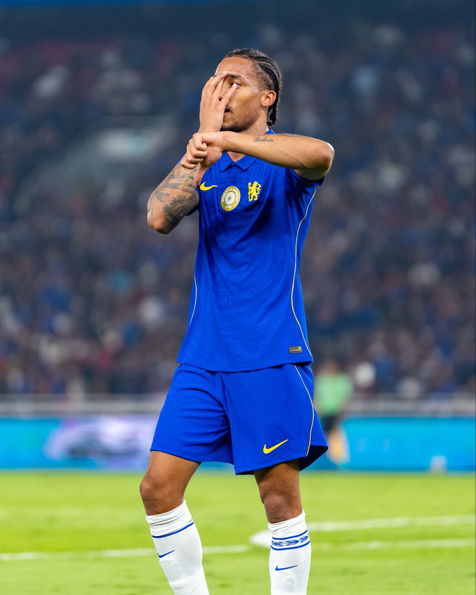 shaunterspeed's tweet photo. had the opportunity to photograph a @ChelseaFC match yesterday in jakarta 😭 i’ve supported this club since 2011, you don’t know how much this means to me 🥲🥲 https://t.co/C5f022G58q